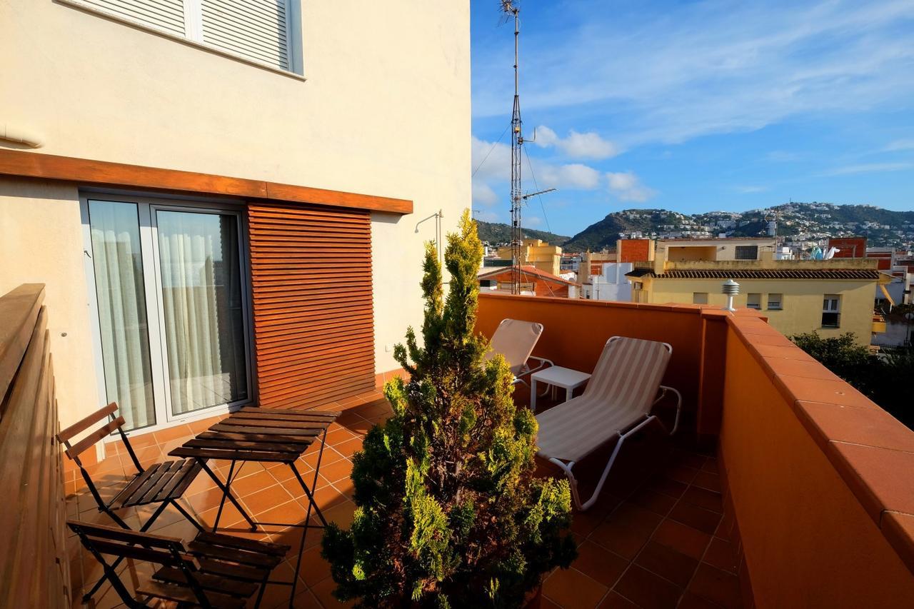 Hotel Carmen Ρόζες Εξωτερικό φωτογραφία