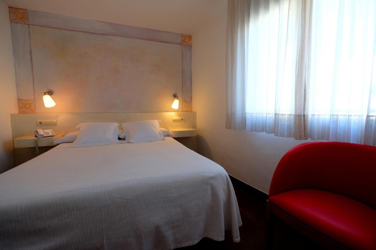 Hotel Carmen Ρόζες Εξωτερικό φωτογραφία